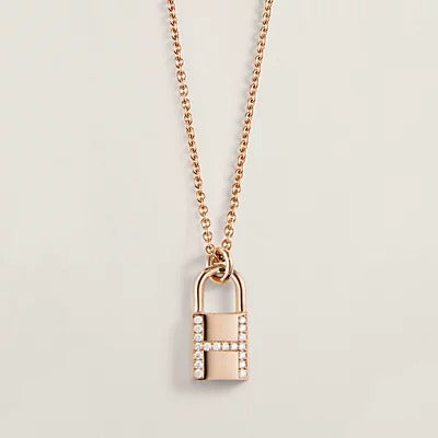 [⭐JeweliWhal]HM ADVANCED NICHE LOCK HEAD NECKLACE DIAMONDS