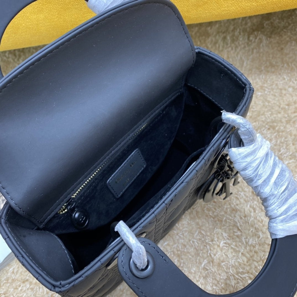 レディマイABCバッグ 20cm ブラック ウルトラメット カナージュ カーフスキン