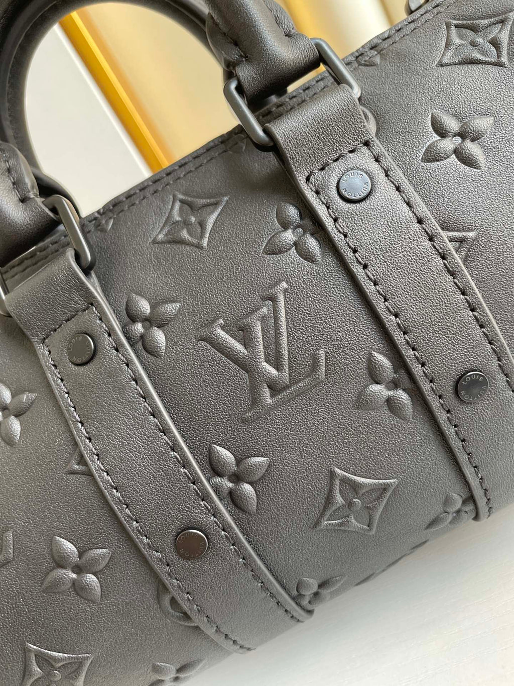 キーポル XS 21cm ブラック モノグラムシール