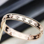 [⭐JeweliWhal]クローバーブレスレット 8mm ダイヤモンド