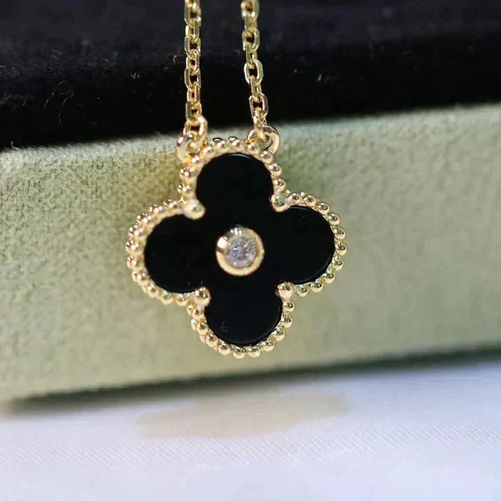 [⭐JeweliWhal]CLOVER 15MM DIAMOND ONYX NECKLACE