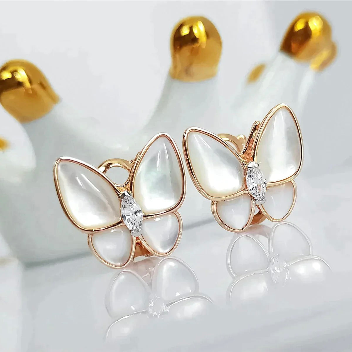 [⭐JeweliWhal]BUTTERFLY MOP DIAMOND EARRINGS
