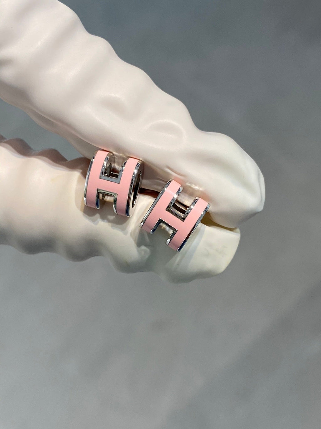 [⭐JeweliWhal]MINI POP H SILVER EARRINGS PINK