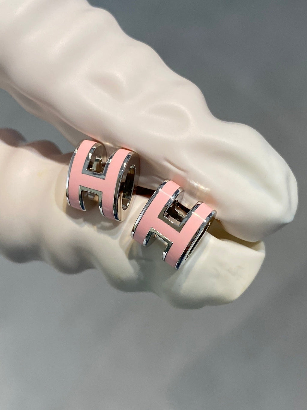 [⭐JeweliWhal]MINI POP H SILVER EARRINGS PINK