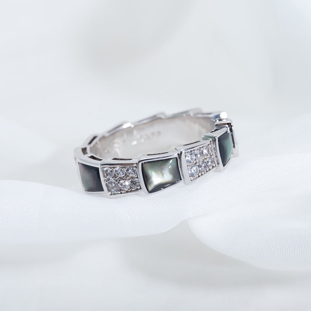 [⭐JeweliWhal]SERPENTI RING SILVER DIAMOND BLACK MOP 4MM