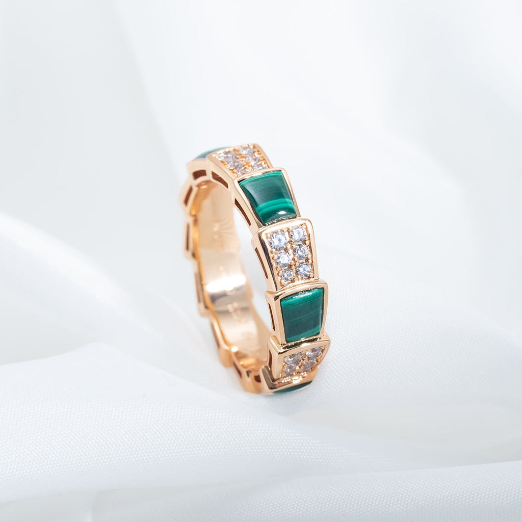 [⭐JeweliWhal]SERPENTI RING PINK GOLD MALACHITE DIAMOND PAVED 4MM