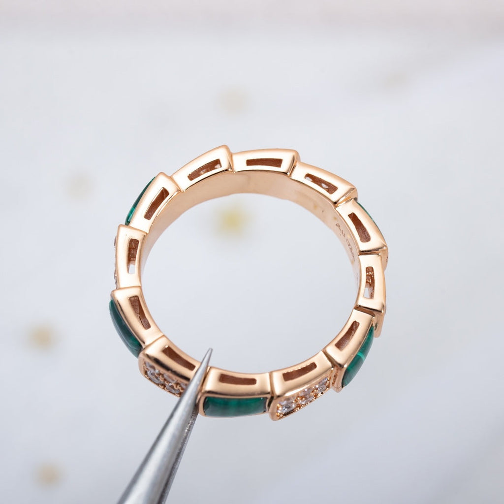 [⭐JeweliWhal]SERPENTI RING PINK GOLD MALACHITE DIAMOND PAVED 4MM