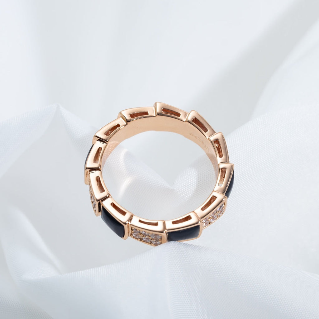 [⭐JeweliWhal]SERPENTI RING PINK GOLD BLACK MOP DIAMOND PAVED 4MM