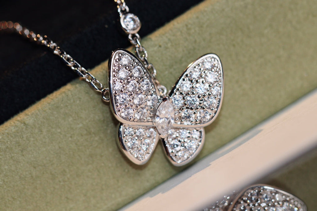 [⭐JeweliWhal]BUTTERFLY DIAMOND NECKLACE