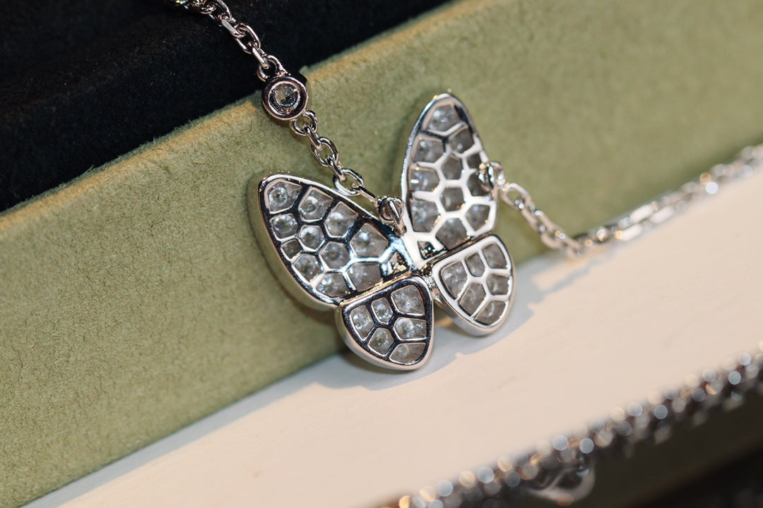 [⭐JeweliWhal]BUTTERFLY DIAMOND NECKLACE