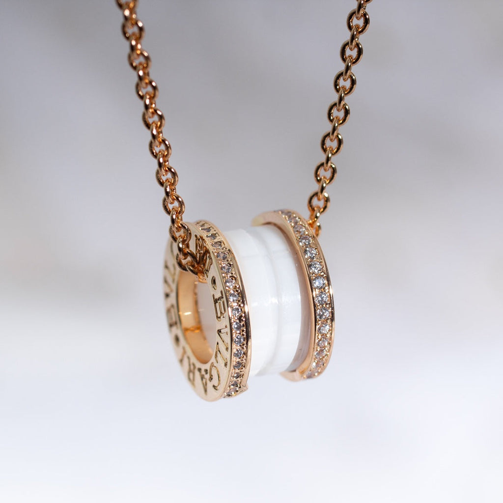 [⭐JeweliWhal]ZERO 1 WHITE CERAMIC PINK GOLD DIAMOND NECKLACE