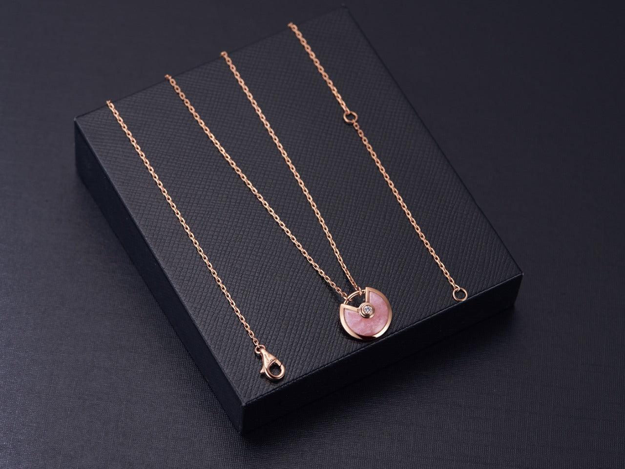 [⭐JeweliWhal]AMULETTE ROSE GOLD PINK MOP NECKLACE