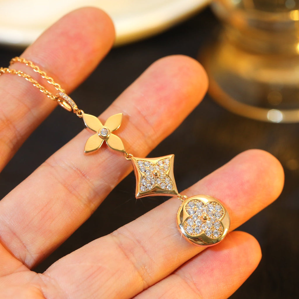 [⭐JeweliWhal]STAR AND SUN DIAMOND PINK GOLD NECKLACE
