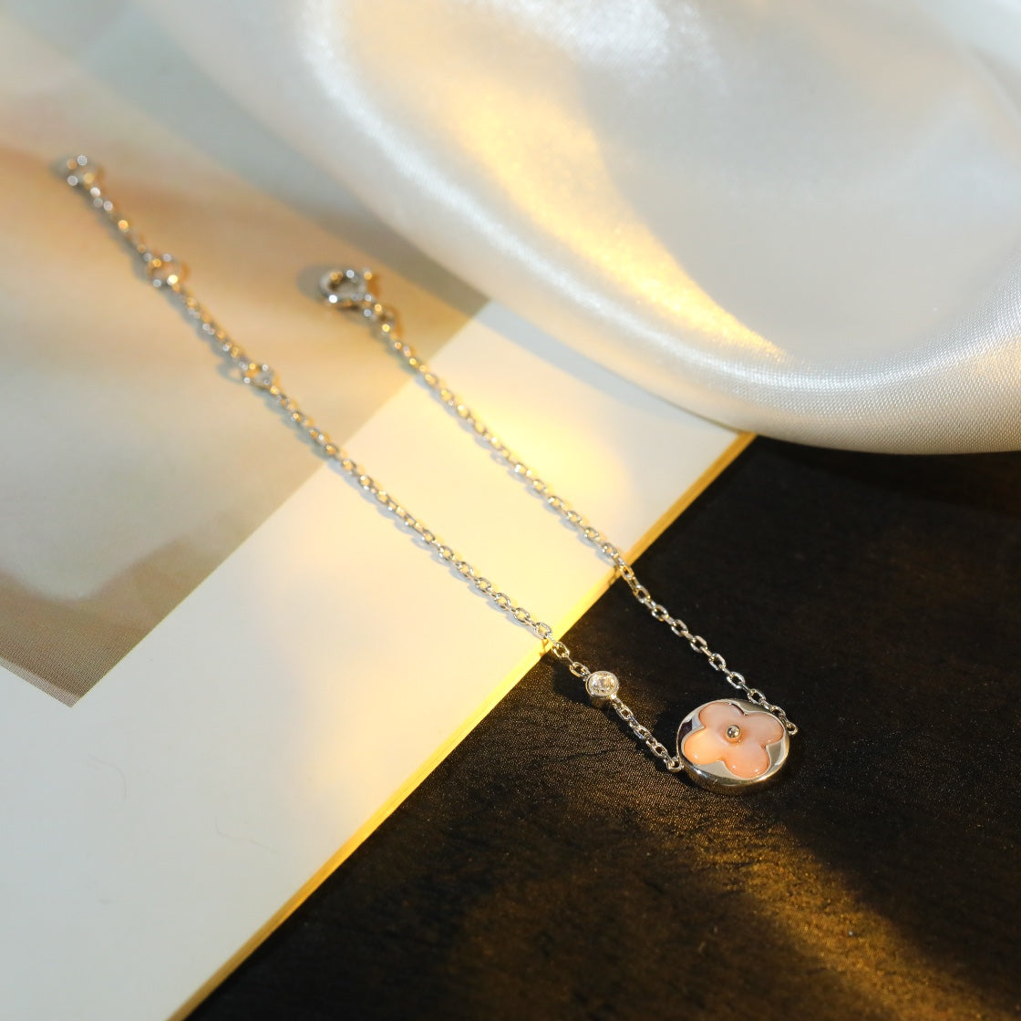 [⭐JeweliWhal]サンモチーフ ピンクモップ シルバーブレスレット