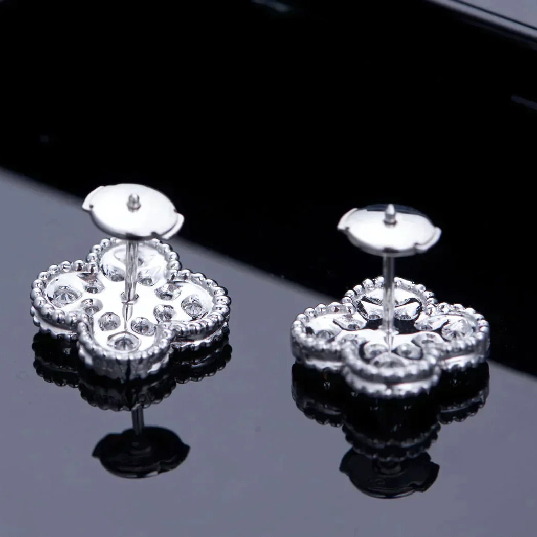[⭐JeweliWhal]CLOVER 1 MOTIFS DIAMOND STUD EARRINGS SILVER
