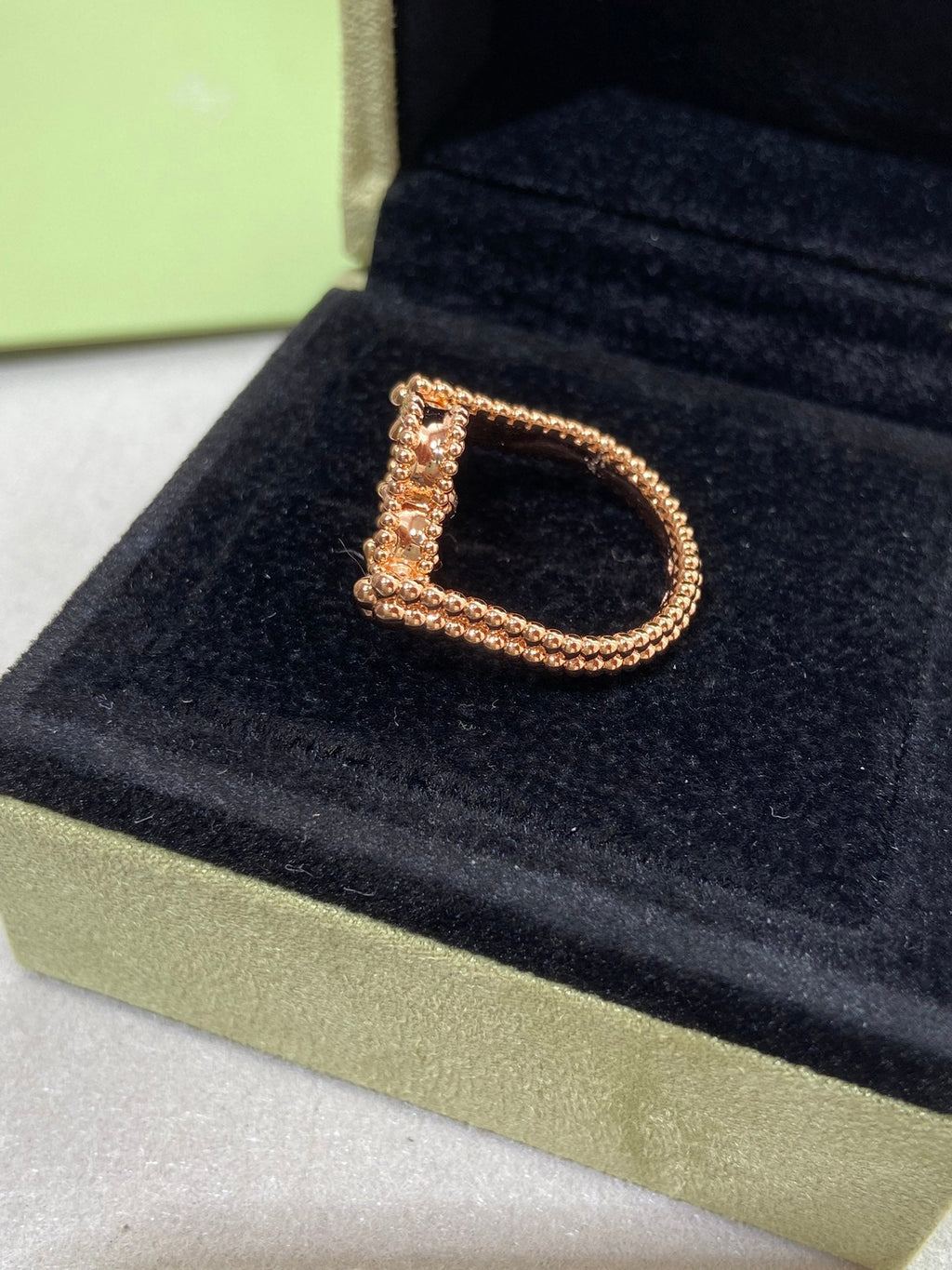 [⭐JeweliWhal]クローバー リバーシブル ローズゴールド リング