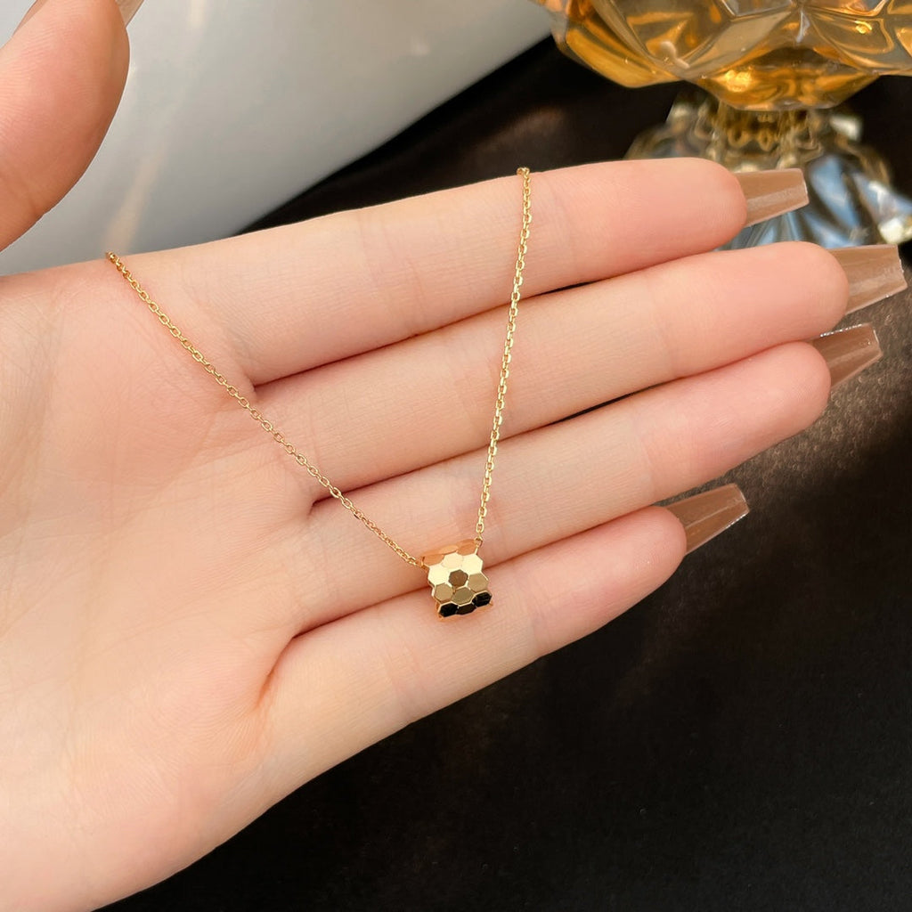 [⭐JeweliWhal]BEE MINI NECKLACE