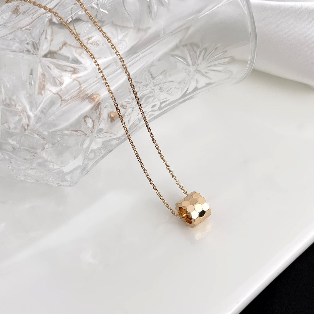 [⭐JeweliWhal]BEE MINI NECKLACE