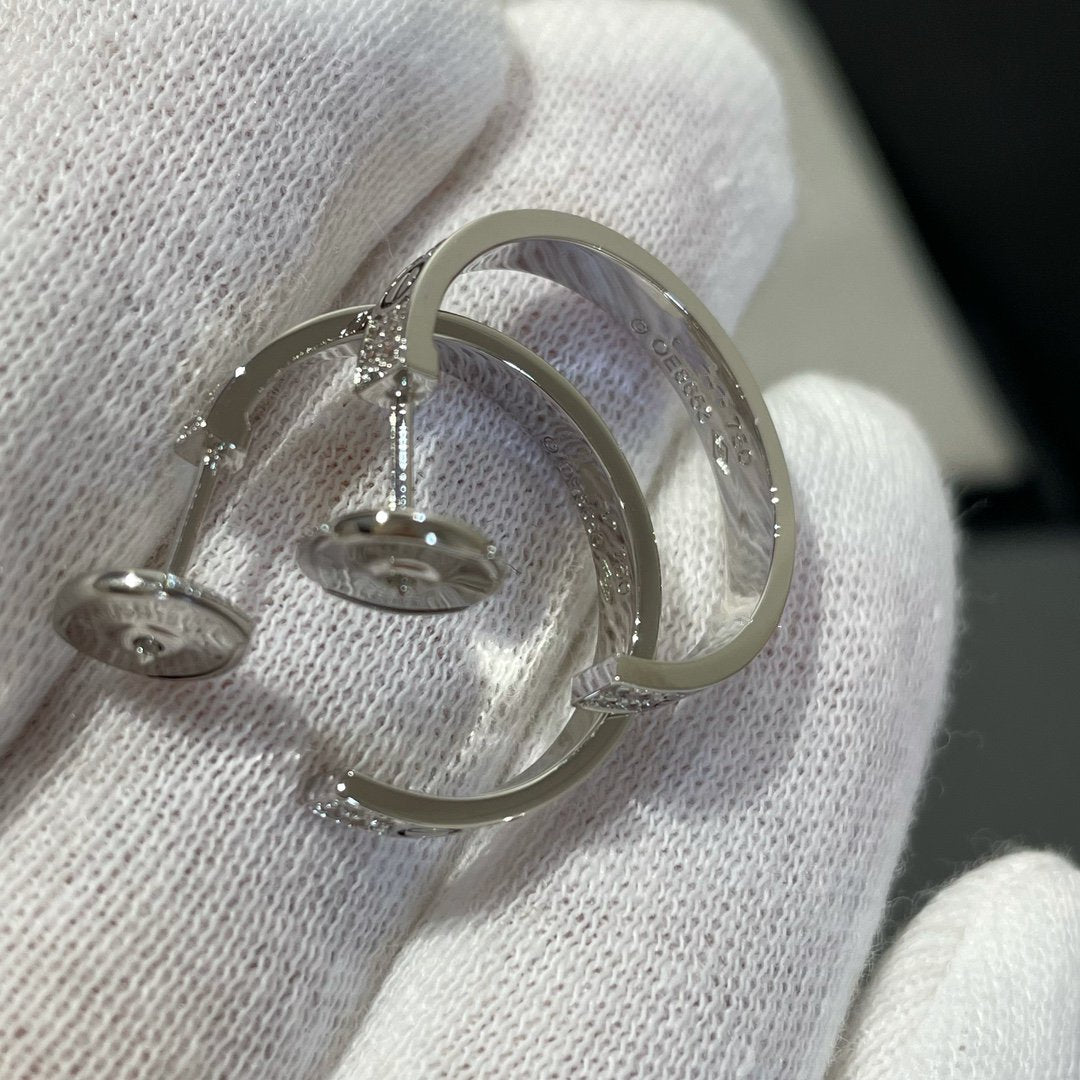 [⭐JeweliWhal]LOVE DIAMOND SILVER HOOP EARRINGS