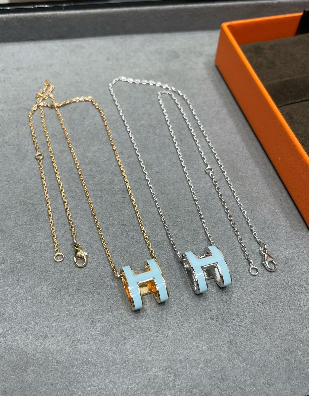 [⭐JeweliWhal]POP H SKY BLUE NECKLACE