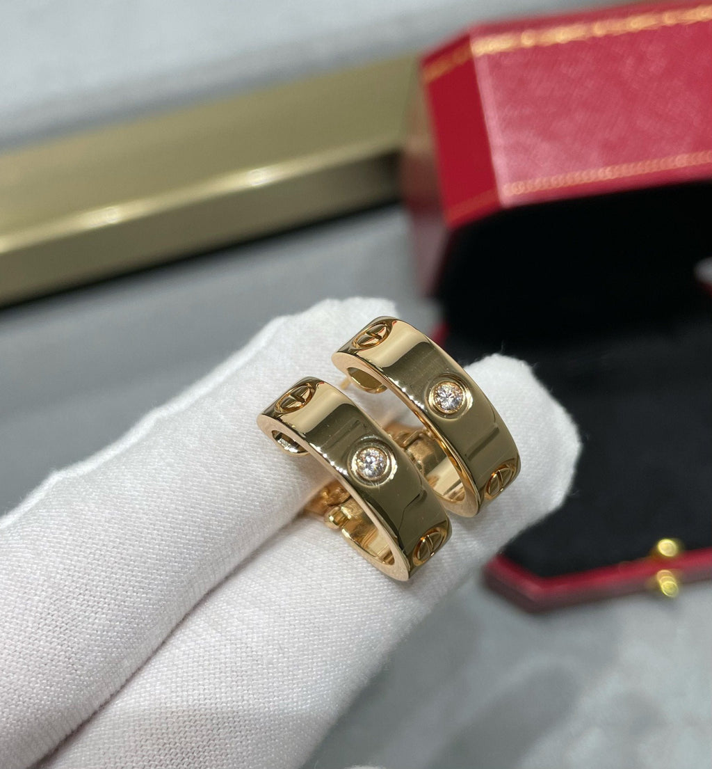 [⭐JeweliWhal]LOVE 5.5MM 1 DIAMOND EARRINGS