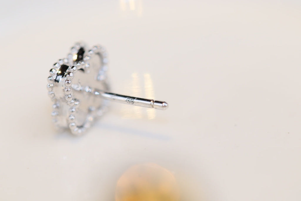 [⭐JeweliWhal]クローバー ミニ ターコイズ シルバー スタッドピアス