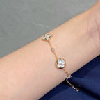 [⭐JeweliWhal]STAR AND SUN 4 MOTIF WHITE MOP PINK GOLD BRACELET