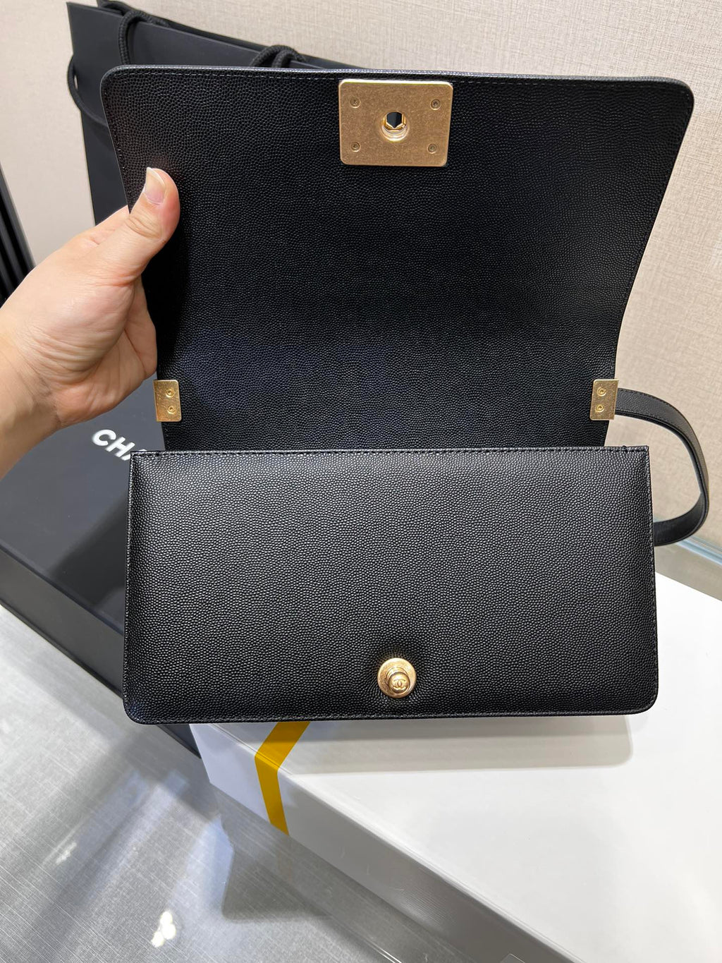 ボーイズバッグ ミディアム 25 ブラック キャビア ゴールド金具