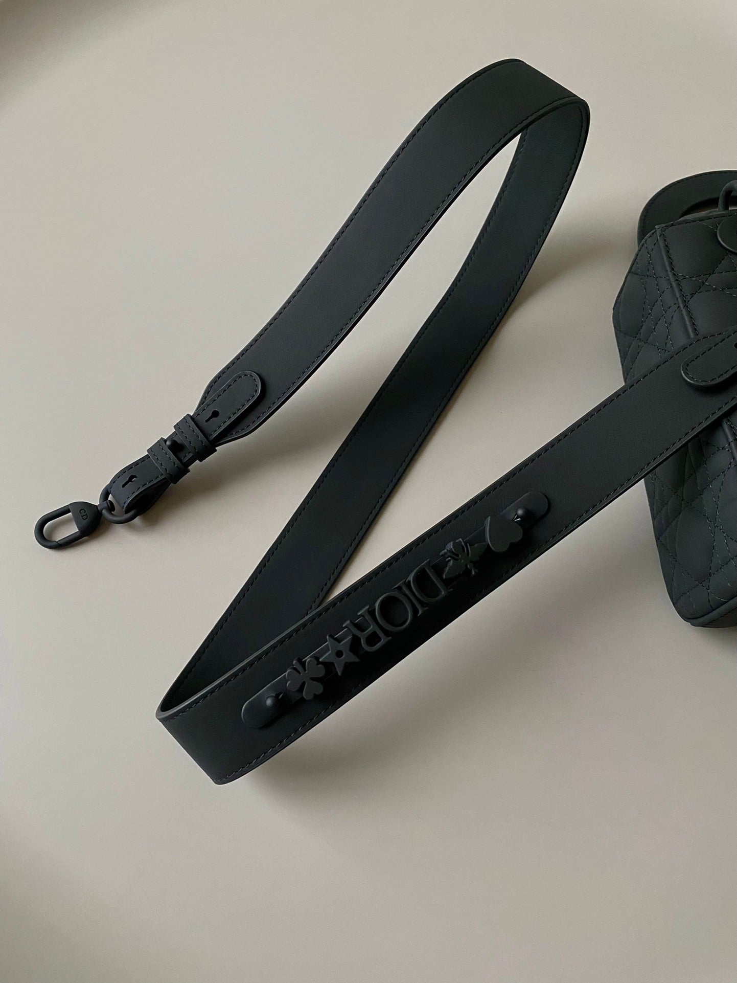 スモールレディ 20 マイABC オールブラック ラムスキン