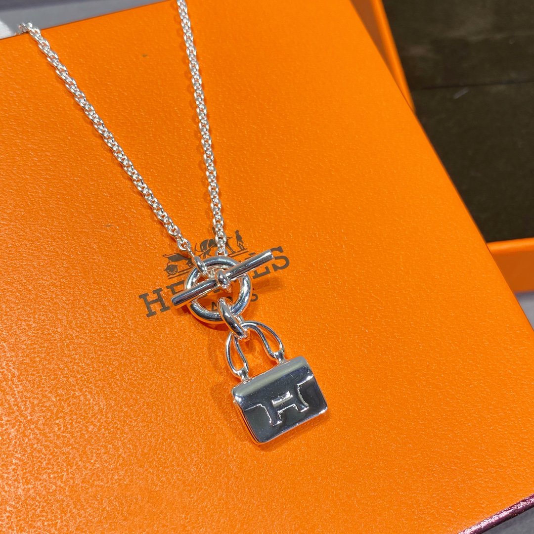 [⭐JeweliWhal]コンスタンス ペンダント シルバーネックレス