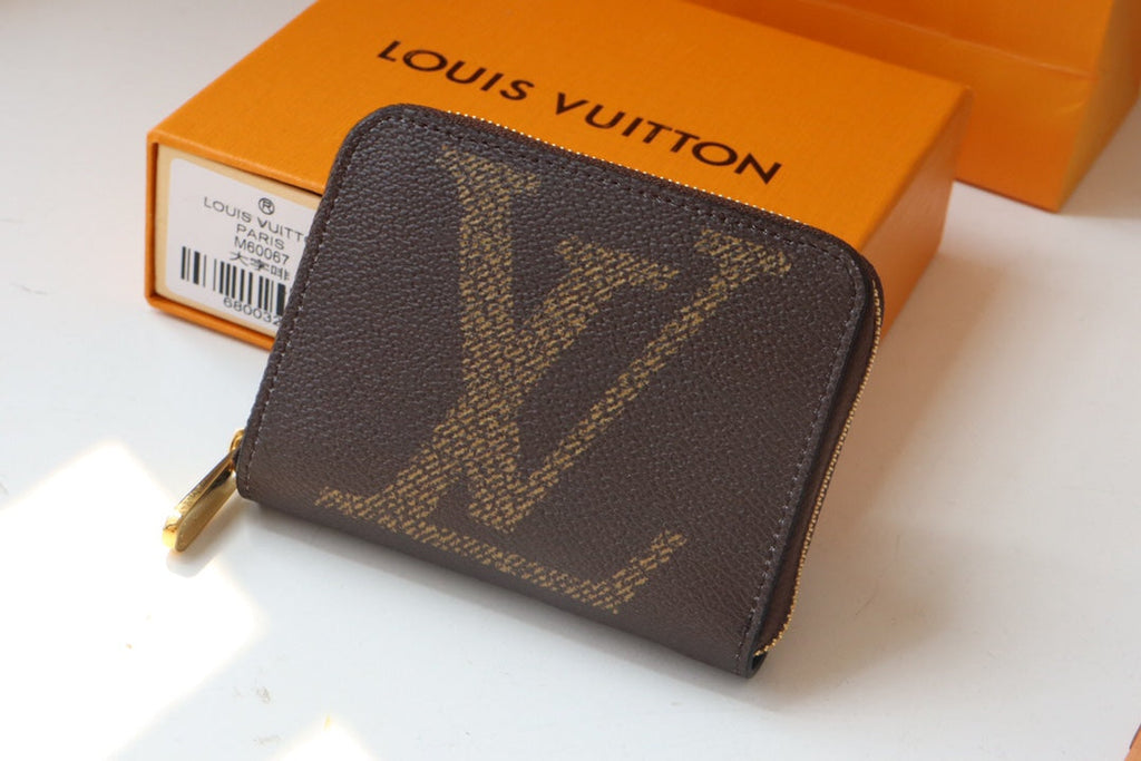 LV ジッピーコインパース モノグラム ジャイアントキャンバス