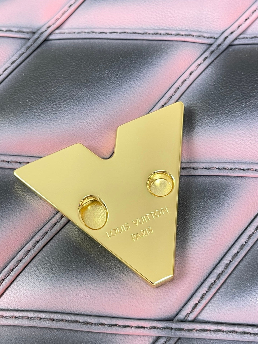 GO-14 MM 23 BLACK PINK