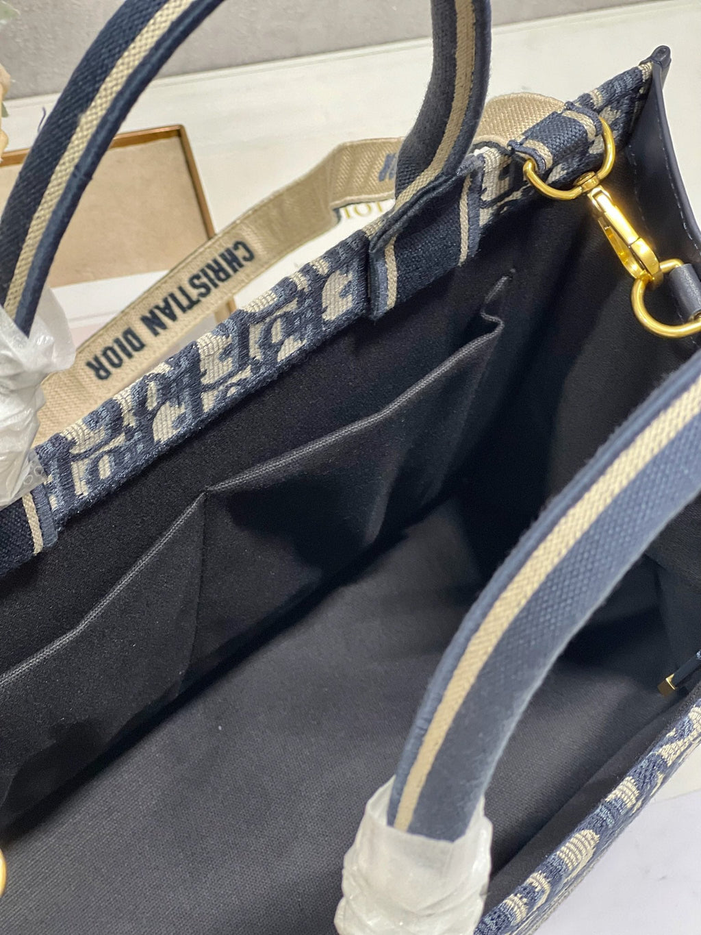 CD ミディアム ブックトート 36 ブルー オブリーク エンブロイダリー