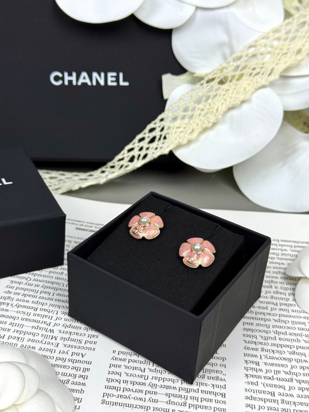 [⭐JeweliWhal]26C Pink Camellia Pearl Enamel Stud Earrings