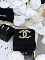 [⭐JeweliWhal]26C ピンクホワイト エナメル アイスクリームコーン ダブルC ブローチ