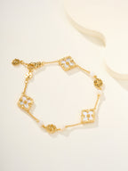 [⭐JeweliWhal]B.C.L ENAMELED Three-Flower Bracelet（Trumpet)