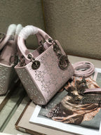 LADY 24 HANDBAG EMBOSSED DIAMOND IN SILVER CALFSKIN