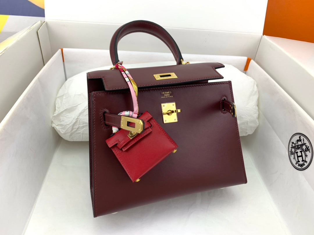 KELLY MINI 20 BAG IN WINE RED SMOOTH CALFSKIN WITH GOLD HARDWARE (MADE-TO-ODER)