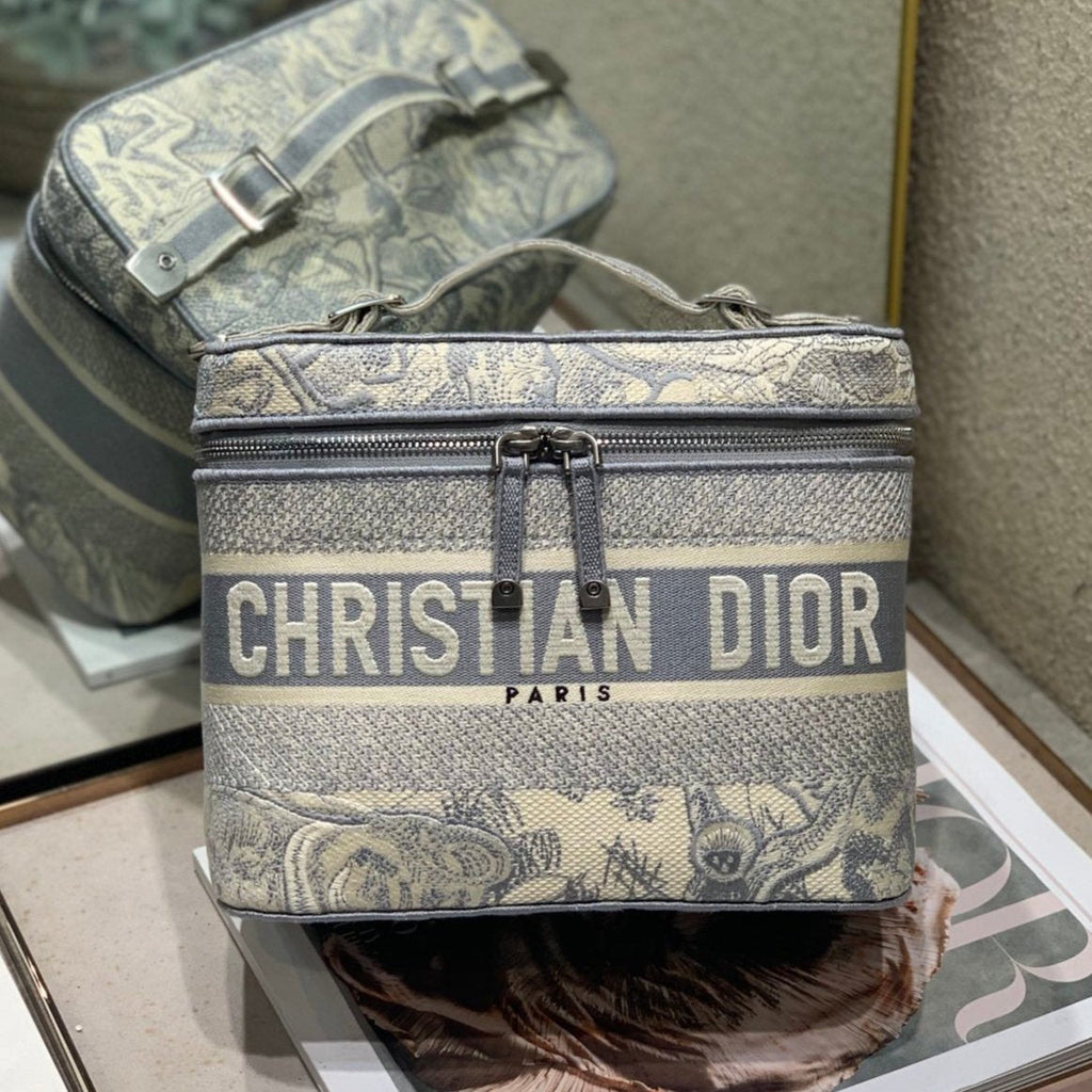 パステルグレーのモノグラム オブリーク ジャカード織りのスモール 25 バニティケース