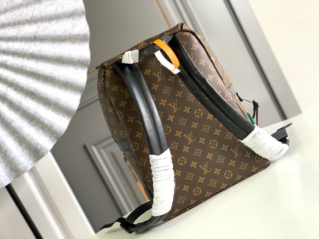 ディスカバリーバックパック 40インチ ブラウン モノグラムキャンバス ラバーロゴ