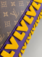 ディスカバリーバックパック 40インチ ブラウン モノグラムキャンバス ラバーロゴ