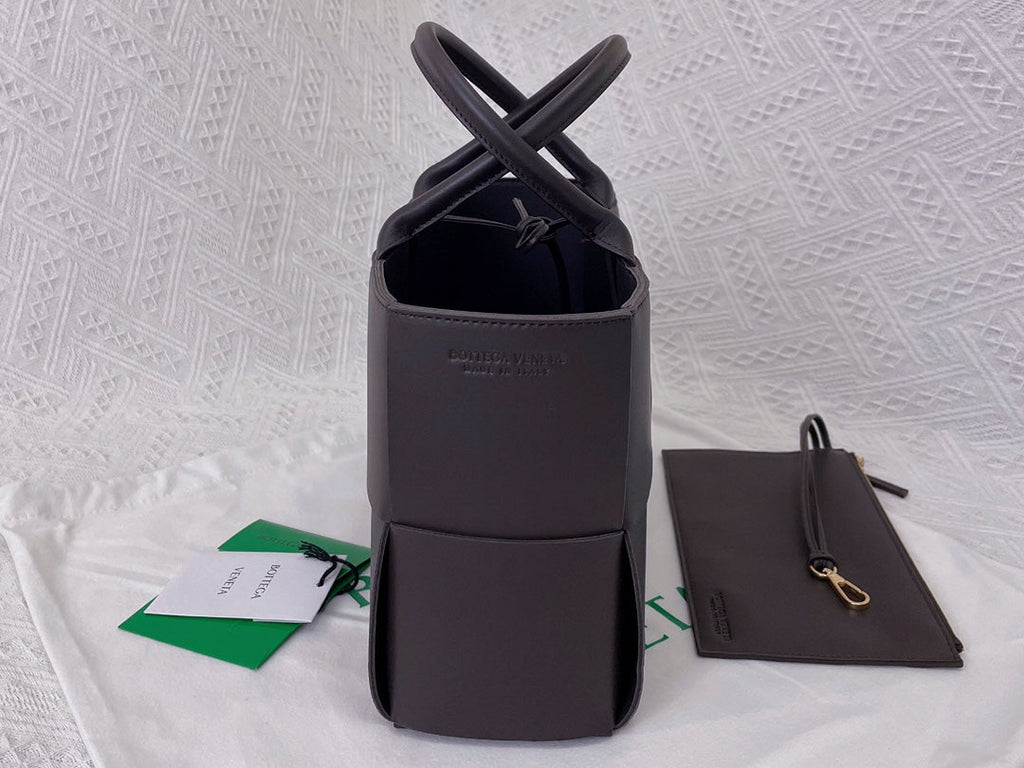 スモール アルコ トート 30 モルタルパープル ラムスキン