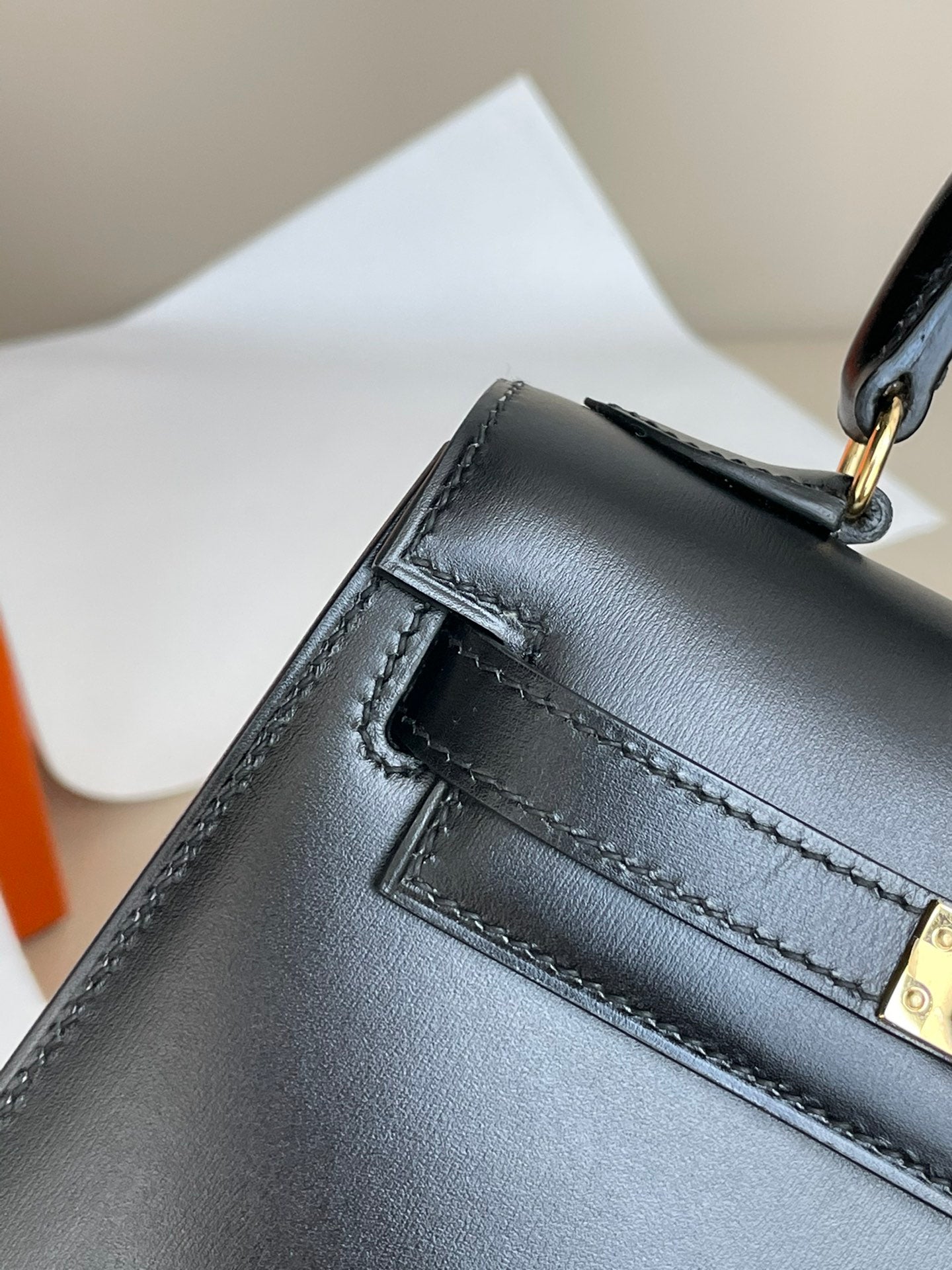 KELLY MINI 20 BAG IN BLACK SMOOTH CALFSKIN WITH GOLD HARDWARE (MADE-TO-ODER)