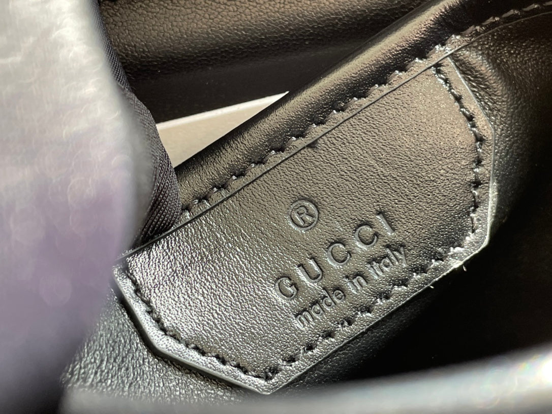 バンブートップハンドルバッグ 21 ブラックカーフスキン