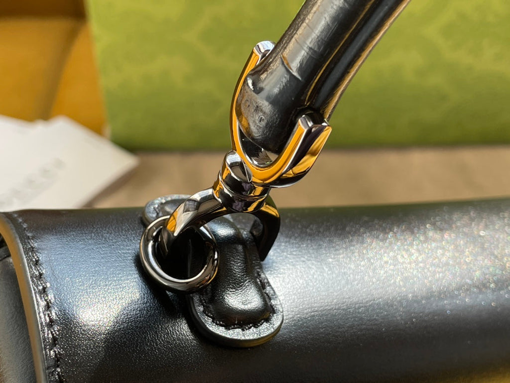 バンブートップハンドルバッグ 21 ブラックカーフスキン