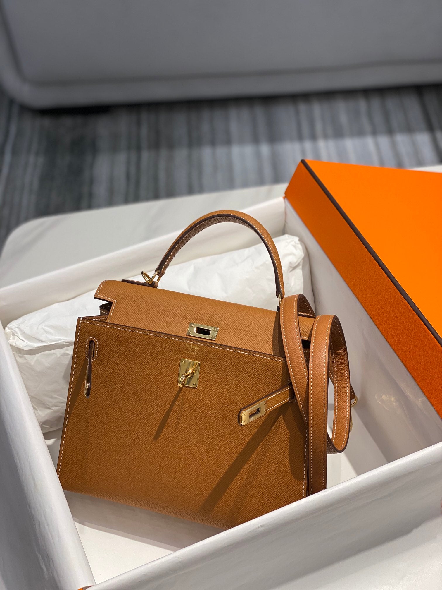 ケリー 28cm ゴールドエプソムカーフスキン ゴールド金具