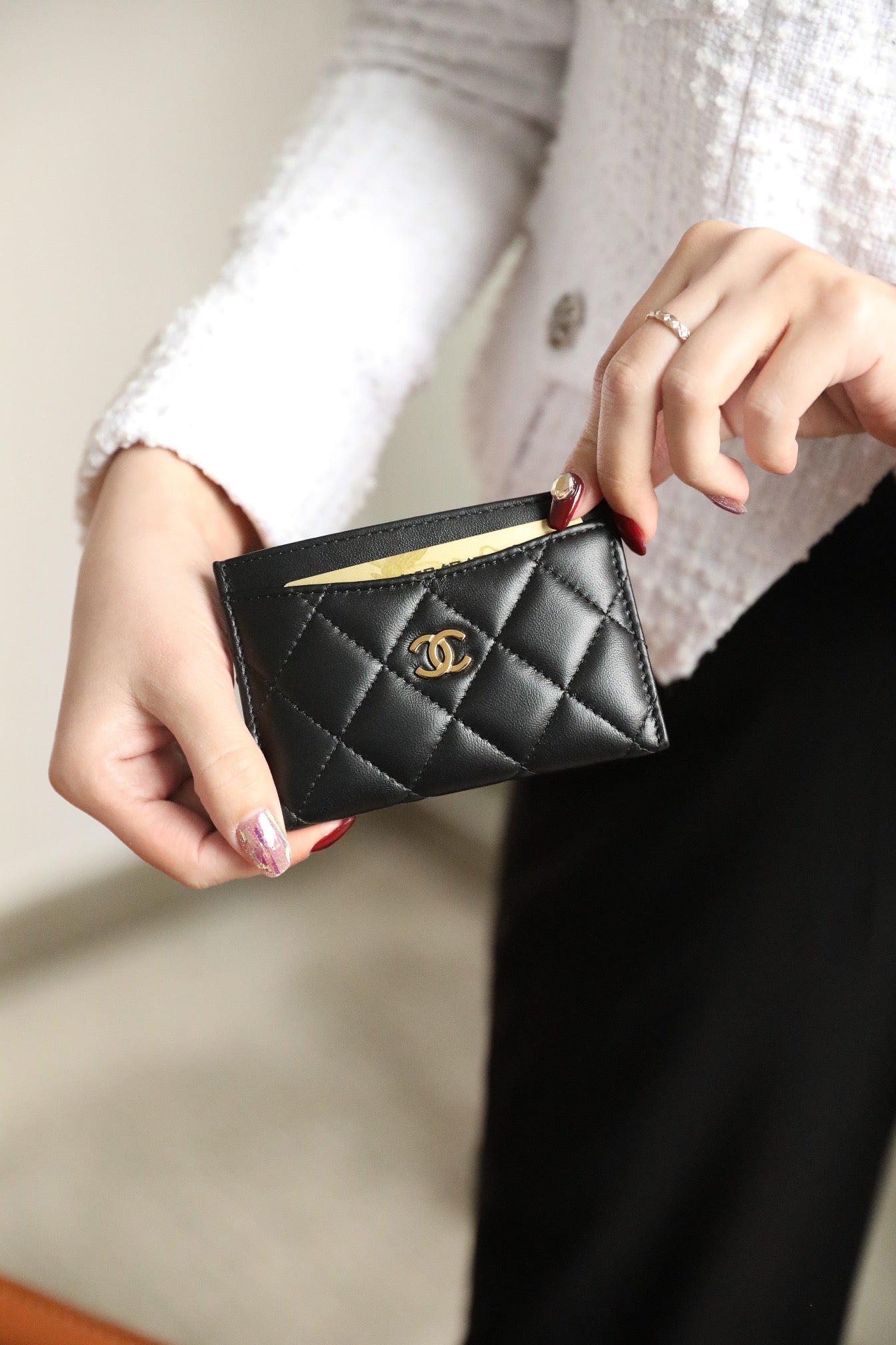 CCカードホルダー 11 ブラック カーフスキン ゴールドアイコン