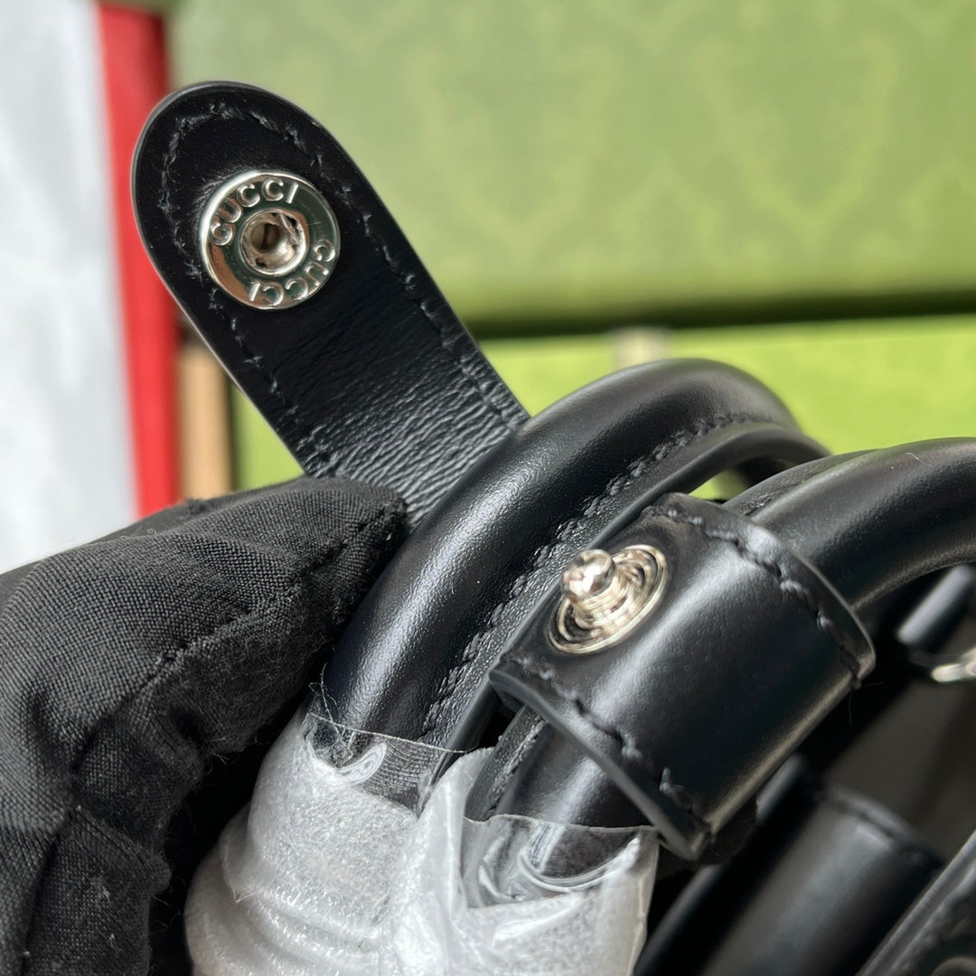 エンボス加工トートバッグ 20 ブラックカーフスキン