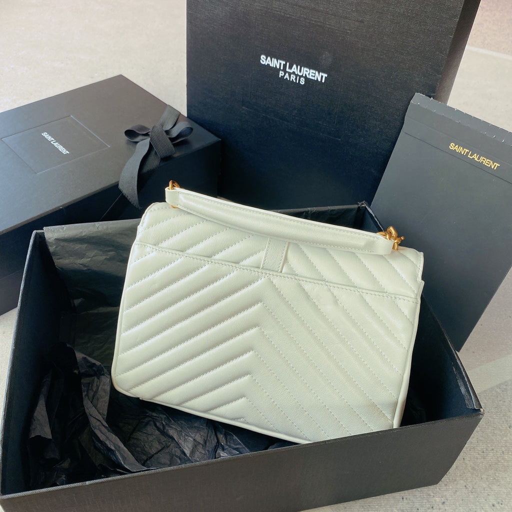 カレッジミディアム 24インチ ホワイトラムスキン ゴールドハードウェア