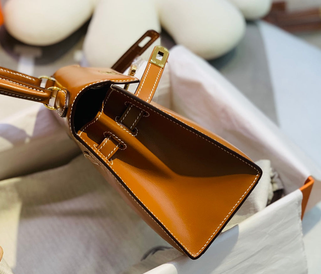 KELLY MINI 20 BAG IN BRONZE BROWN SMOOTH CALFSKIN WITH GOLD HARDWARE (MADE-TO-ODER)